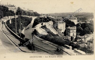 Carte postale ancienne Les Remparts Desaix — Angoulême (Charente)