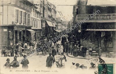 Carte postale ancienne Rue de Périgueux — Angoulême (Charente)