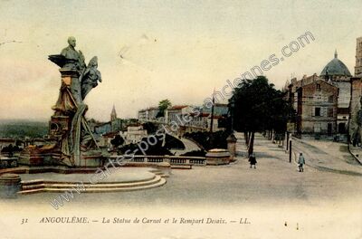Carte postale ancienne La Statue de Carnot et le Rempart Desaix — Angoulême (Charente)