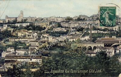 Carte postale ancienne Vue Panoramique. Côté Sud — Angoulême (Charente)