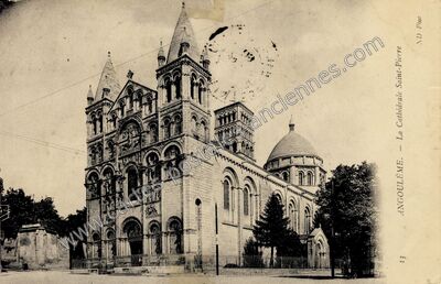 Carte postale ancienne La Cathédrale Saint-Pierre — Angoulême (Charente)
