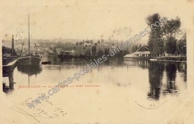 Carte postale ancienne La Charente au Port Lhoumeau — Angoulême (Charente)