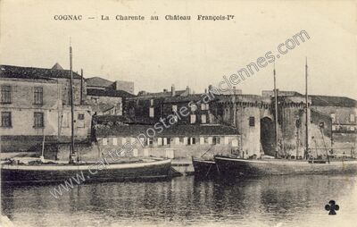 Carte postale ancienne La Charente au Château François-Ier — Cognac (Charente)