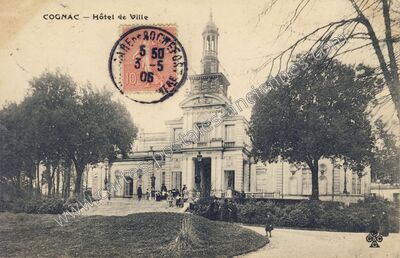 Carte postale ancienne Hôtel de Ville — Cognac (Charente)