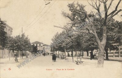 Carte postale ancienne Place de la Corderie — Cognac (Charente)