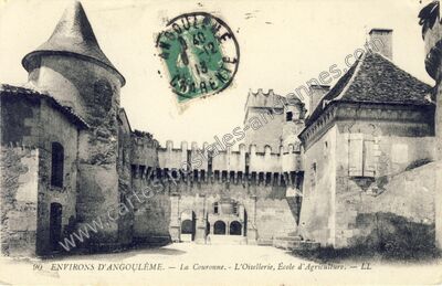 Carte postale ancienne L'Oisellerie, École d'Agriculture — La Couronne (Charente)
