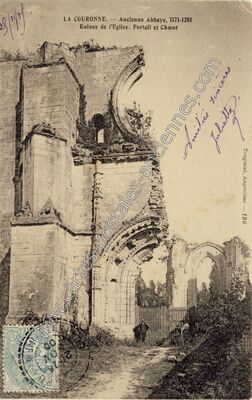 Carte postale ancienne Ancienne Abbaye, Ruines de l'Eglise. Portail et Chœur — La Couronne (Charente)