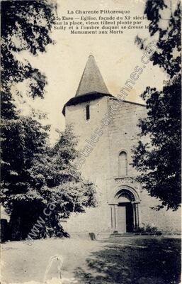 Carte postale ancienne Eglise, façade du XIe siècle — Esse (Charente)
