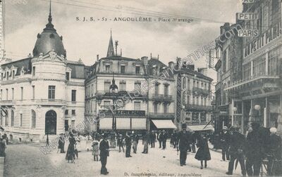 Carte postale ancienne Place Marengo — Angoulême (Charente)