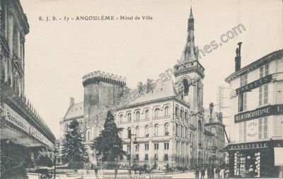 Carte postale ancienne Hôtel de Ville — Angoulême (Charente)