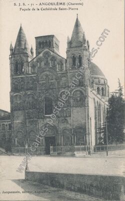 Carte postale ancienne Façade de la Cathédrale Saint-Pierre — Angoulême (Charente)