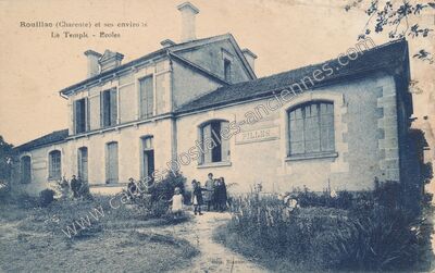 Carte postale ancienne Le Temple - Ecoles — Rouillac (Charente)