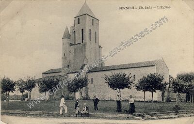 Carte postale ancienne L'Eglise — Berneuil (Charente-Maritime)