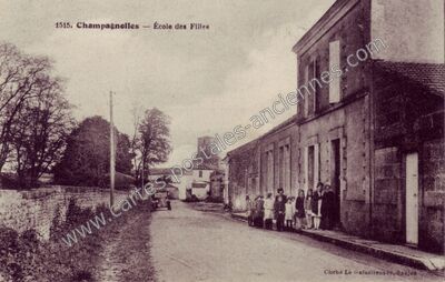 Carte postale ancienne École des Filles — Champagnolles (Charente-Maritime)