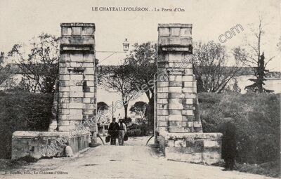 Carte postale ancienne La Porte d'Ors — Le Château-d'Oléron (Charente-Maritime)