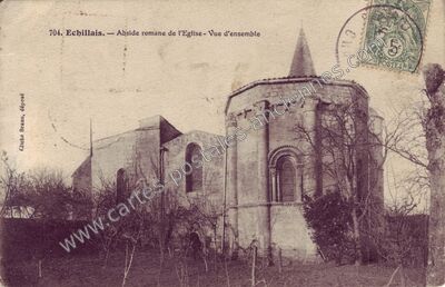 Carte postale ancienne Abside romane de l'Eglise - Vue d'ensemble — Échillais (Charente-Maritime)