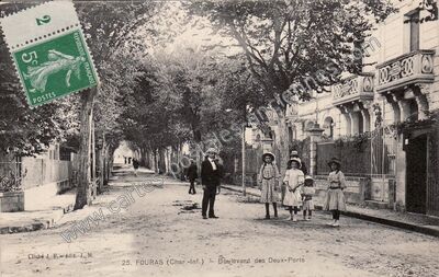 Carte postale ancienne Boulevard des Deux-Ports — Fouras (Charente-Maritime)
