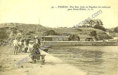 Carte postale ancienne Port Sud, Jetée où Napoléon fut embarqué pour Sainte-Hélène — Fouras (Charente-Maritime)