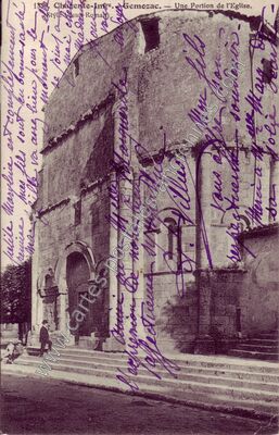 Carte postale ancienne Une Portion de l'Eglise — Gémozac (Charente-Maritime)
