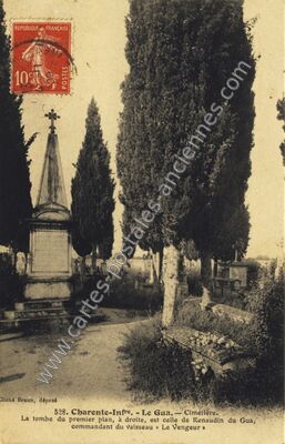 Carte postale ancienne Cimetière. La tombe du premier plan, à droite, est celle de Renaudin du Gua — Le Gua (Charente-Maritime)