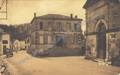 Carte postale ancienne Mairie — Le Gua (Charente-Maritime)