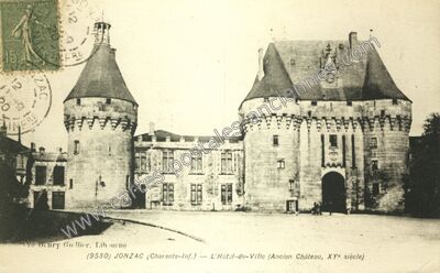 Carte postale ancienne L'Hôtel-de-Ville (Ancien Château, XVe siècle) — Jonzac (Charente-Maritime)