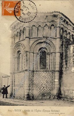 Carte postale ancienne Abside de l'Église (Époque Romane) — Rioux (Charente-Maritime)