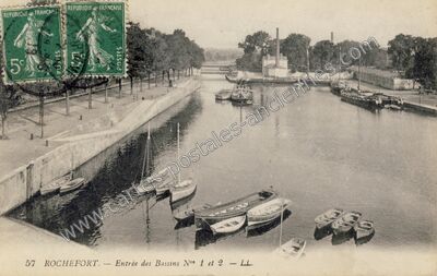 Carte postale ancienne Entrée des Bassins Nos 1 et 2 — Rochefort (Charente-Maritime)