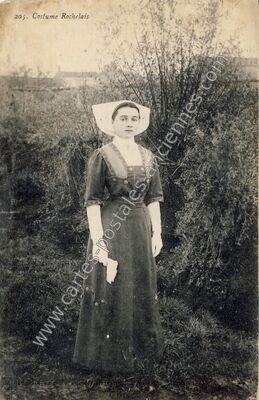 Carte postale ancienne Costume Rochelais — La Rochelle (Charente-Maritime)