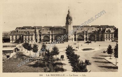 Carte postale ancienne La Gare — La Rochelle (Charente-Maritime)