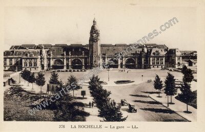 Carte postale ancienne La gare — La Rochelle (Charente-Maritime)