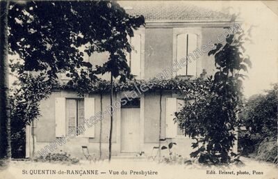Carte postale ancienne Vue du Presbytère — Saint-Quantin-de-Rançanne (Charente-Maritime)