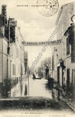 Carte postale ancienne Inondation — Saintes (Charente-Maritime)