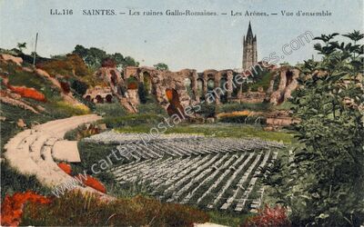 Carte postale ancienne Les ruines Gallo-Romaines. — Les Arènes. — Vue d'ensemble — Saintes (Charente-Maritime)