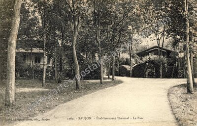 Carte postale ancienne Établissement Thermal - Le Parc — Saujon (Charente-Maritime)