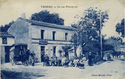 Carte postale ancienne La rue Principale — Tanzac (Charente-Maritime)