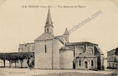 Carte postale ancienne Vue Générale de l'Eglise — Tesson (Charente-Maritime)