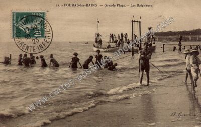 Carte postale ancienne Grande Plage. - Les Baigneurs — Fouras (Charente-Maritime)