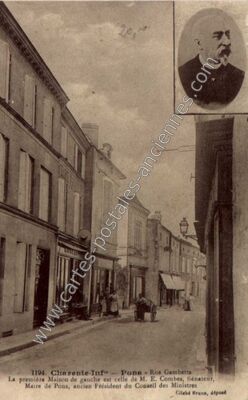 Carte postale ancienne Rue Gambetta — Pons (Charente-Maritime)