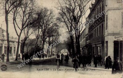 Carte postale ancienne Le Cours National et le Café de Paris — Saintes (Charente-Maritime)