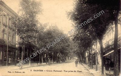Carte postale ancienne Cours National - Vue prise du Pont — Saintes (Charente-Maritime)