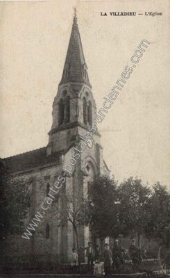 Carte postale ancienne L'Eglise — La Villedieu (Charente-Maritime)