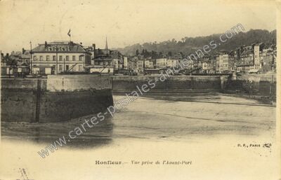 Carte postale ancienne Vue prise de l'Avant-Port — Honfleur (Calvados)