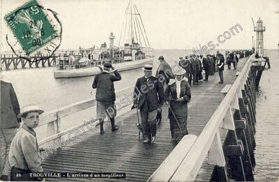 Carte postale ancienne Trouville — Trouville-sur-Mer (Calvados)