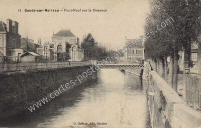 Carte postale ancienne Pont-Neuf sur la Druance — Condé-sur-Noireau (Calvados)