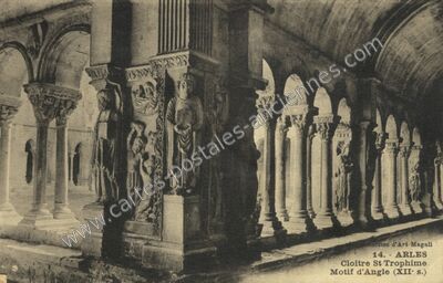 Carte postale ancienne Cloître St Trophime Motif d'Angle — Arles (Bouches-du-Rhône)