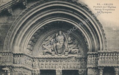 Carte postale ancienne Portail de l'Église Saint-Trophime — Arles (Bouches-du-Rhône)