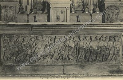 Carte postale ancienne Eglise Saint Trophyme. Sarcophage du IV siècle — Arles (Bouches-du-Rhône)