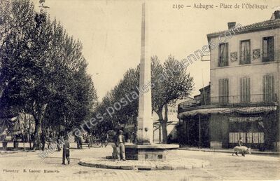 Carte postale ancienne Place de l'Obélisque — Aubagne (Bouches-du-Rhône)