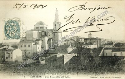 Carte postale ancienne Vue d'ensemble et l'Eglise — Lambesc (Bouches-du-Rhône)